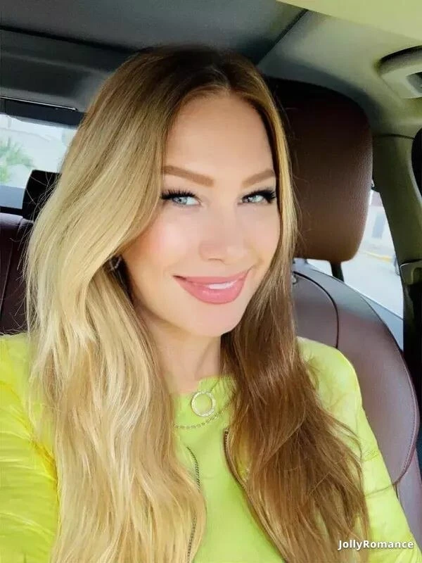 Vlada Profile image 4