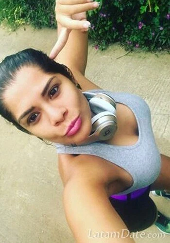 Isabel Restrepo Profile image 2