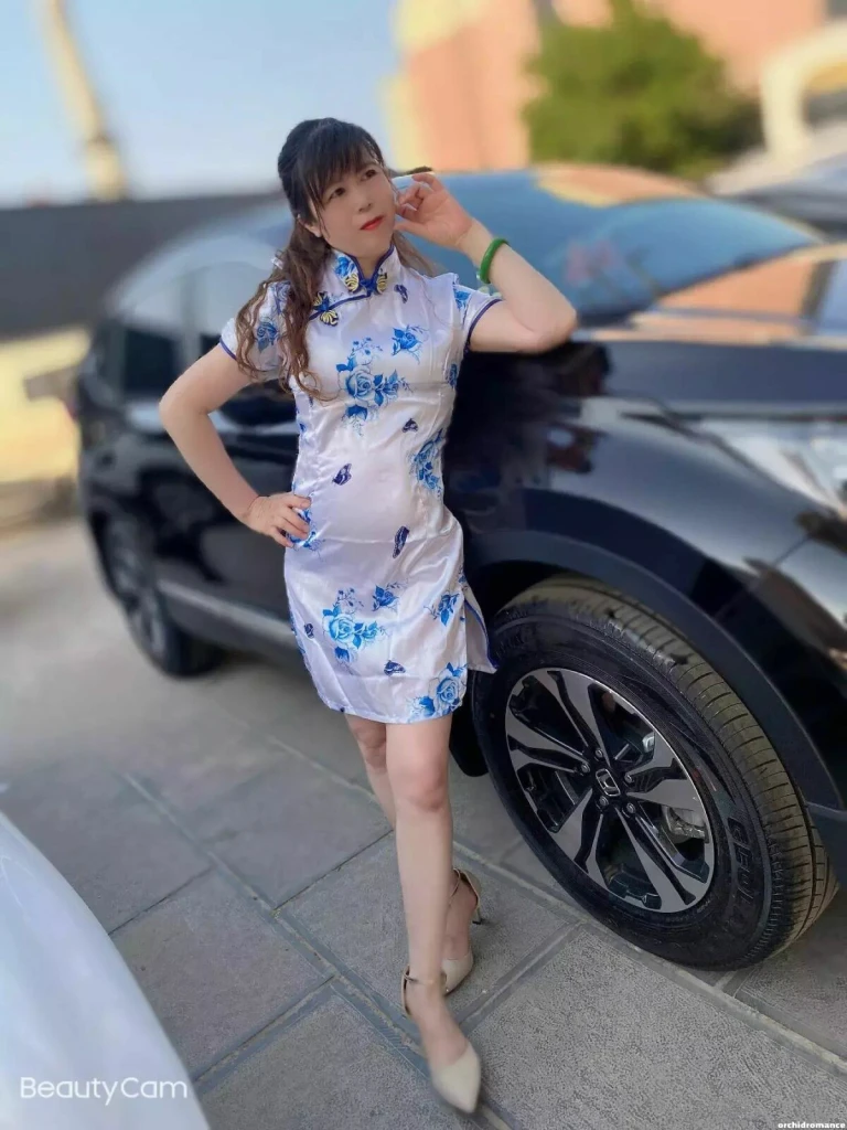 Lili Profile image 3