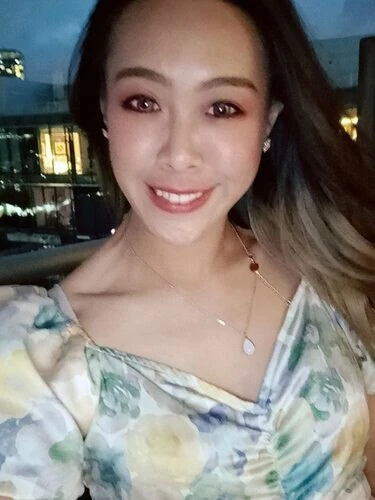 hanali Profile image 1
