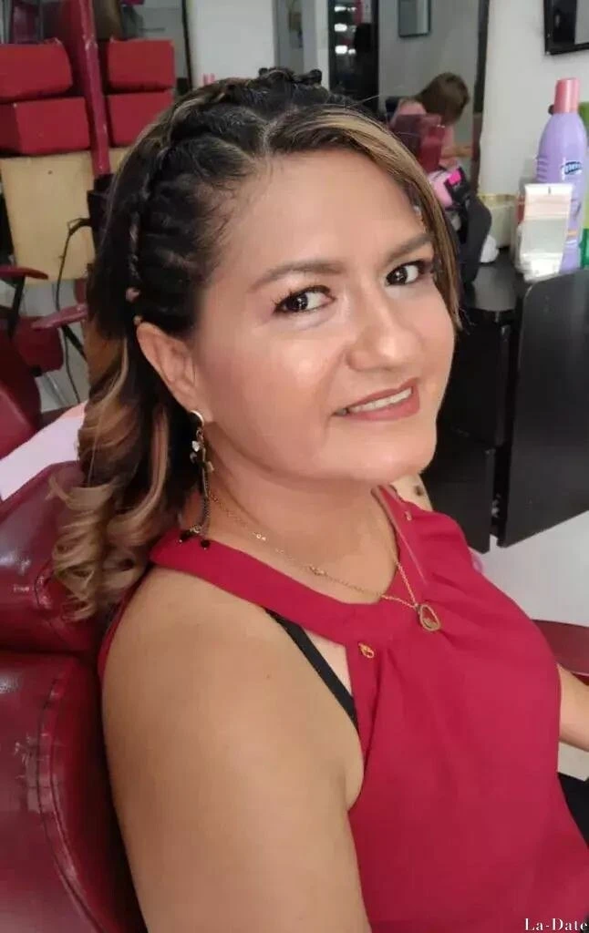 Carmen Profile image 3