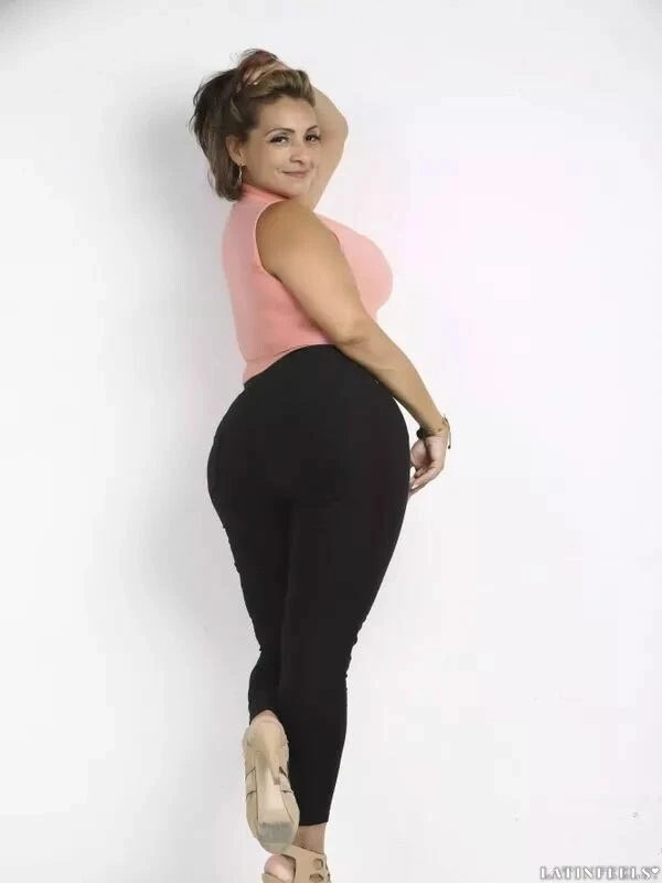 Milena Profile image 3