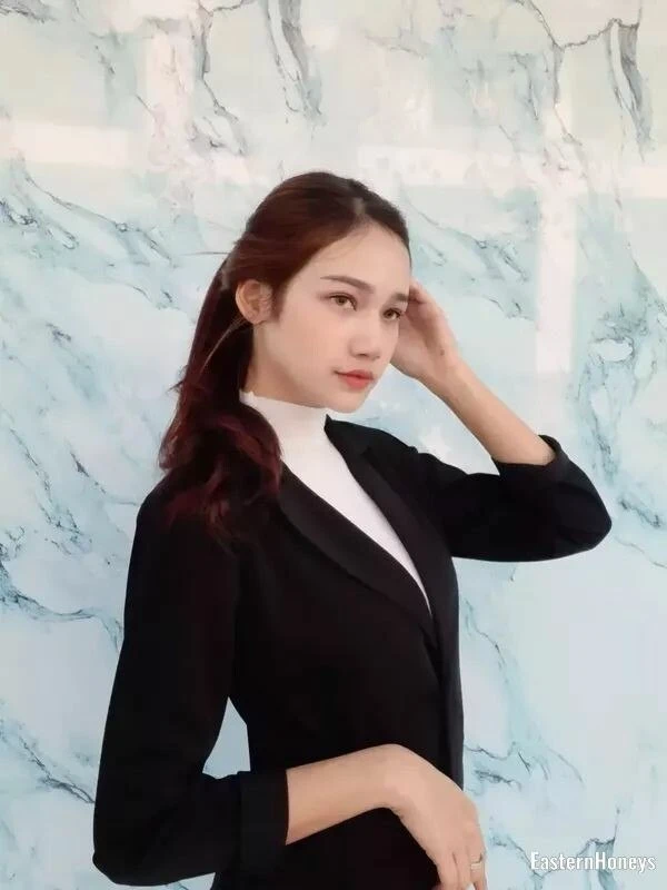 Siya Profile image 4