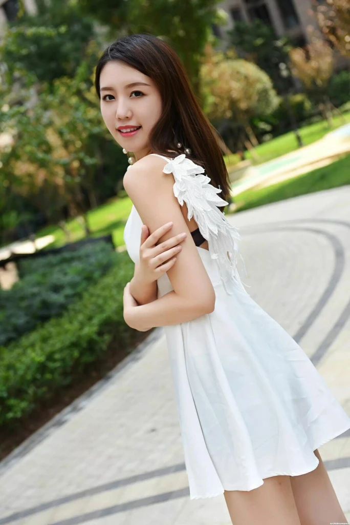 Liqiao Profile image 1